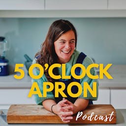 5 O' Clock Apron