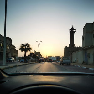 الجانب الآخر