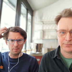 Avlyssnat på bord 28 med Viggo Cavling och Claes de Faire