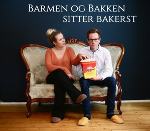 Barmen og Bakken sitter bakerst