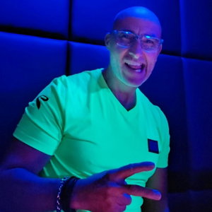 Dj Kriss Darry  Podcast Deephouse , Club, Latino & Mashup