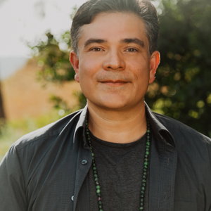 Meditate with Robert Aceves