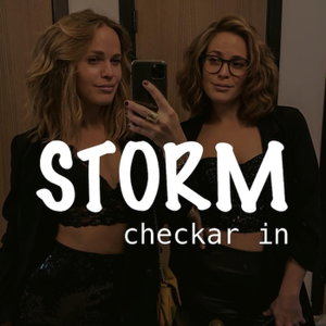 Storm checkar in