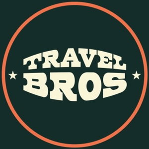 Travel Bros Pod